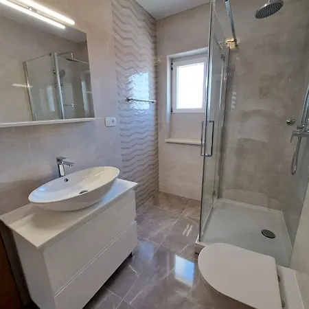 Stone Garden Appartement